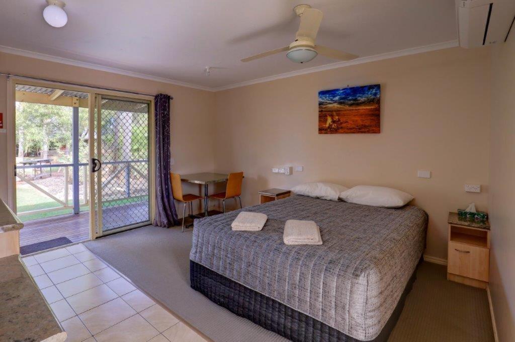 Tambo Mill Motel & Caravan Park Exteriér fotografie